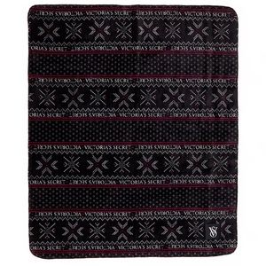 Victoria’s Secret Plush Limited Edition Winter Blanket